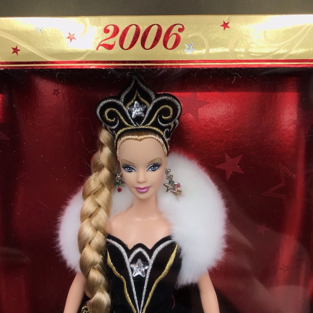 Barbie Holiday Doll by Bob Mackie 2006 New in Box - Picture 3 of 5